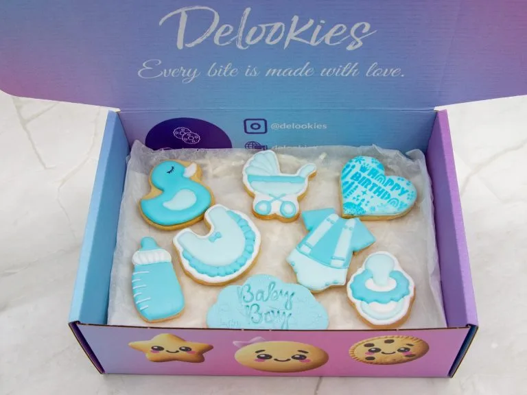 Baby boy cookies in Delookies gift box