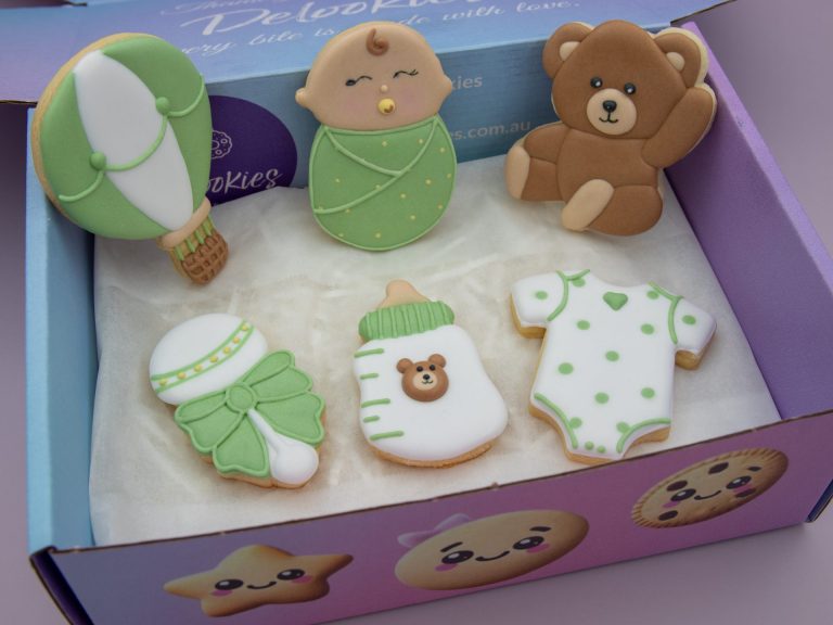 teddy baby shower cookies packed in Delookies gift box