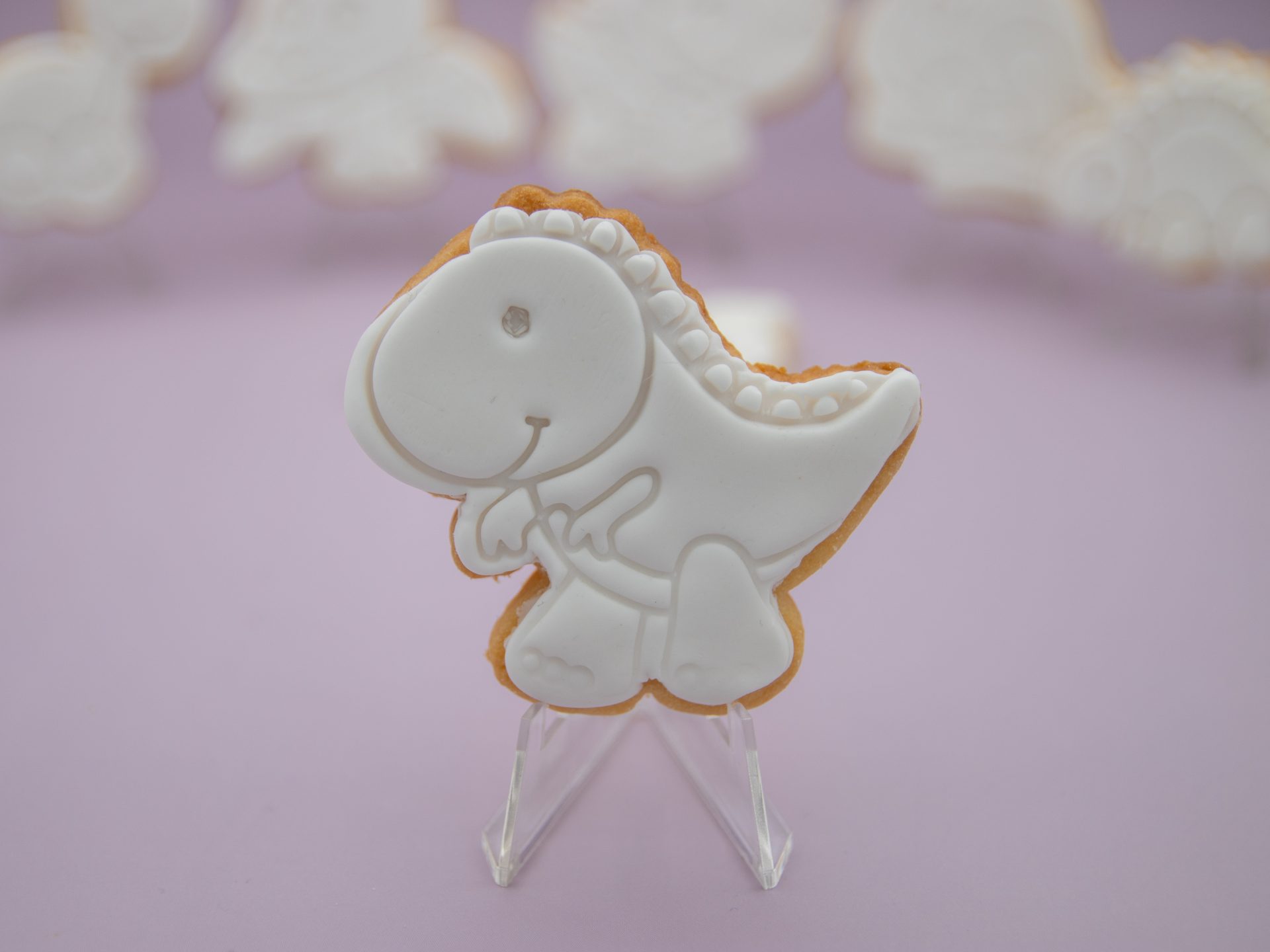 T-Rex fondant cookie ready to paint