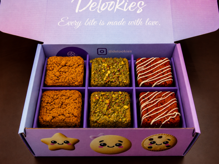 Customisable Cookie Cubes Box in Delookies packaging with mixed gourmet flavours